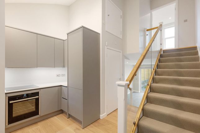 Thumbnail Semi-detached house to rent in King George Mews, London
