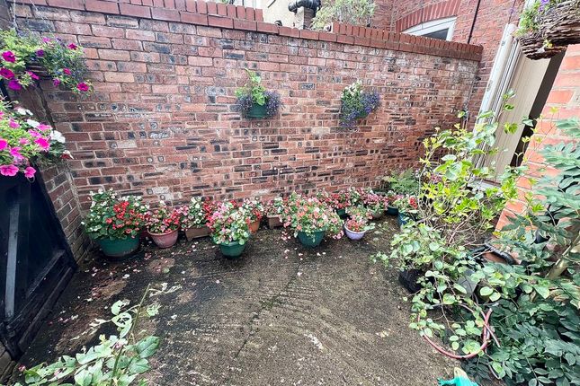 31, Osborne Street, Salford photo 4