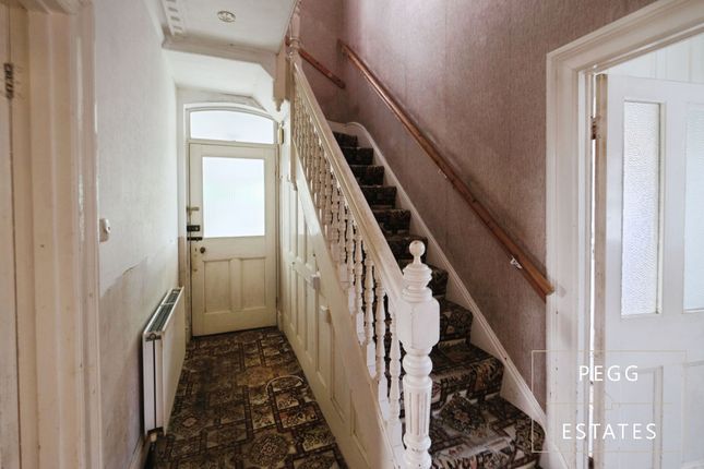 36 Studley Road, Torquay photo 3