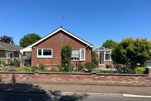 2-bed house on 45, Dunnetts Close, Thetford, £240,000