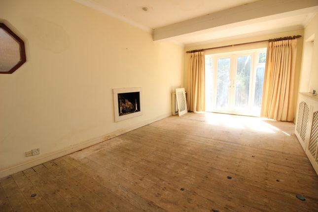 107, Bodley Road, New Malden photo 3