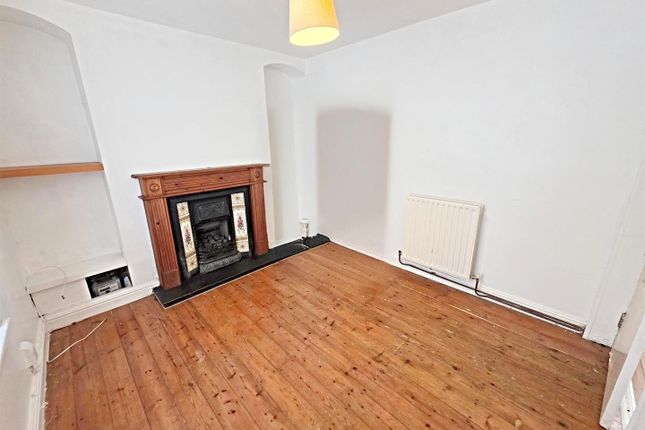 7, Vaughan Street, Pontypridd photo 2