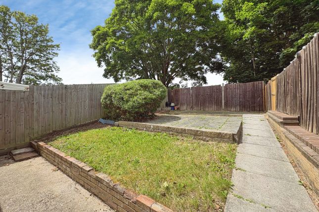 30, Constable Close, Somerset photo 3