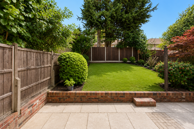 8, South Croydon photo 4
