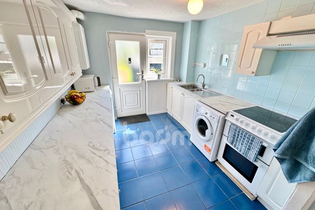 146, Erskinefauld Road, Paisley photo 3
