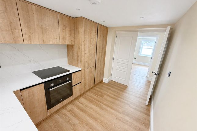 Flat 1, 22 (VH2), Albion Place, Ramsgate photo 2