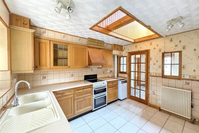 Forije, Smithfield, Grimsby photo 2