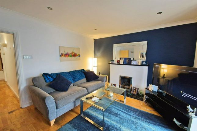 Waterford Place, Heald Green, Cheadle photo 3