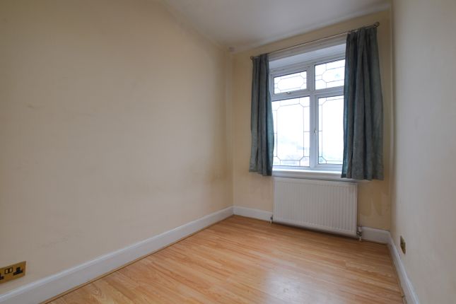 Semi-detached house to rent in Longwood Gardens, Ilford