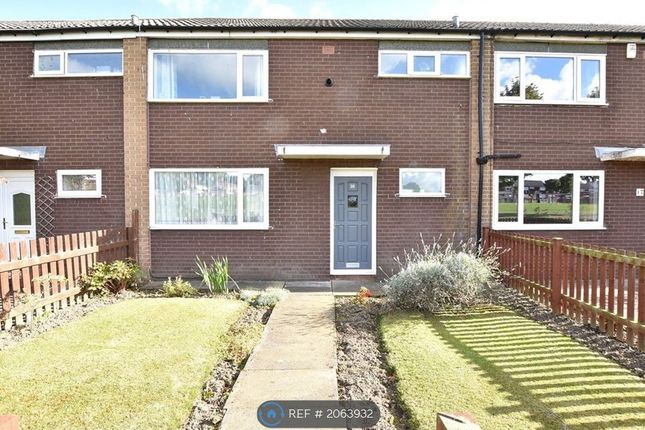 Thumbnail Terraced house to rent in Langbar View, Leeds