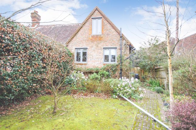 2 Norman Gate, 12, Hastings Road, Battle photo 3