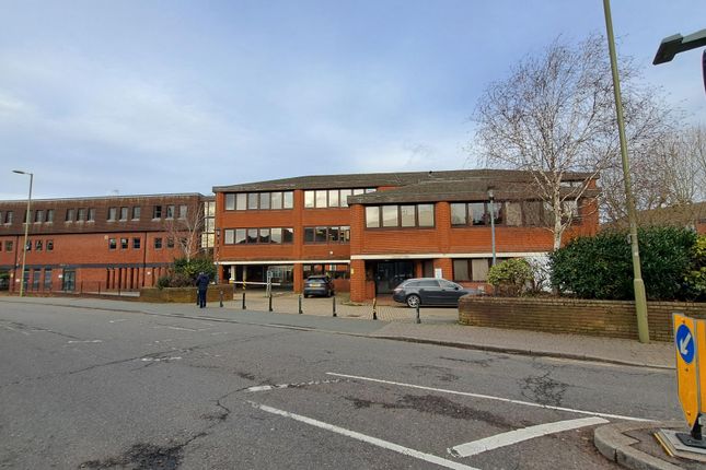 Office to let in Saxon Court, Sarum Hill, Basingstoke
