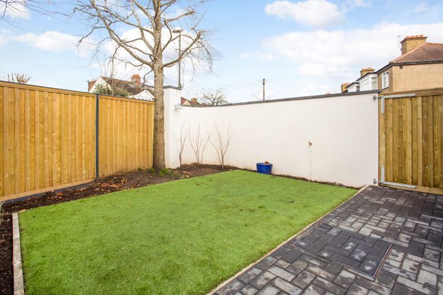 Amber House, 1A, Wessex Avenue, London photo 2