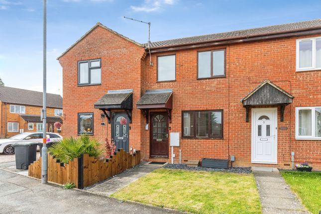 3, Sheffield Court, Raunds photo 2