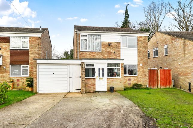 3-bed detached on 50, Warren Rise, Camberley, £450,000