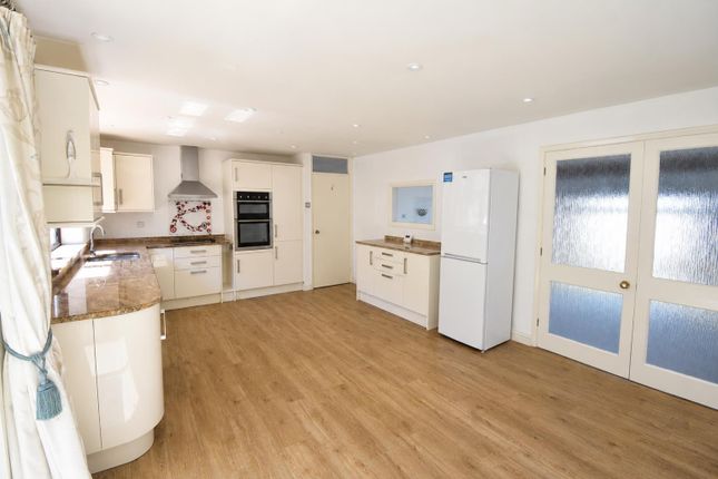 353, Nore Road, Portishead photo 4