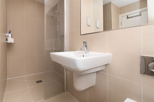 Flat for sale in Fitzgerald Place, Cambridge