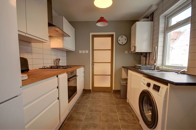 Flat to rent in Glenthorn Road, Jesmond, Newcastle Upon Tyne