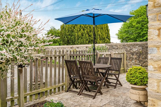 Church Edge Cottage, The College, Marsh Gibbon photo 4