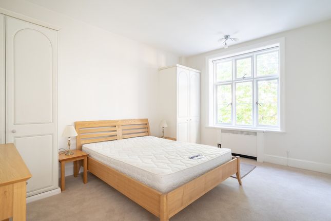 Flat to rent in Chesterfield Gardens, London, 5
