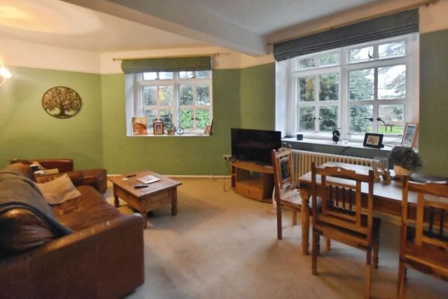 Flat 5, Devon House,, Devon House Drive, Newton Abbot photo 2