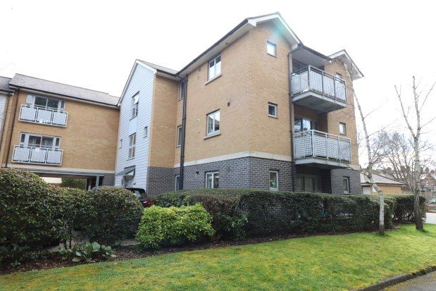 Flat to rent in Falcons Mead, Chelmsford