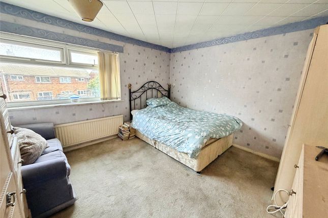 6, Lanark Gardens, South Yorkshire photo 4