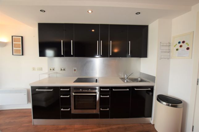 139, Whitehall Waterfront, Whitehall Road, Leeds photo 4