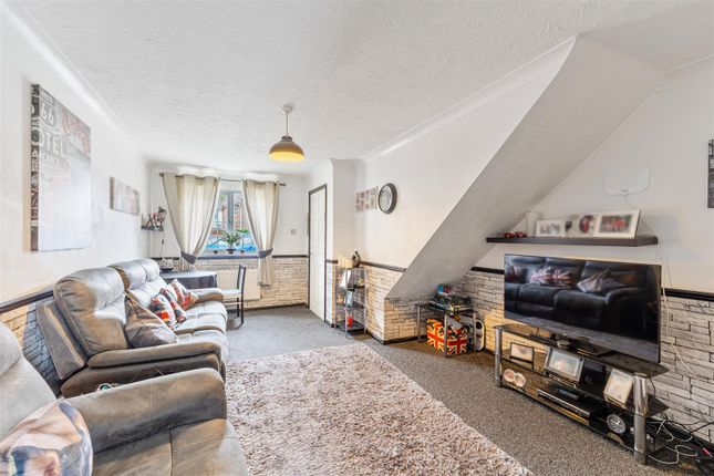 86, The Barrows, Weston-Super-Mare photo 2