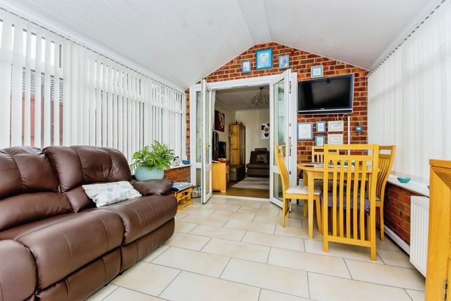 Detached house for sale in Mark Avenue, Sleaford