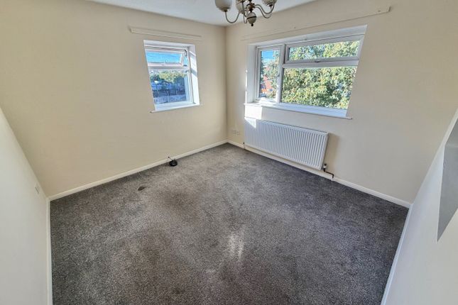 Flat 4, Westcliff-on-Sea photo 5