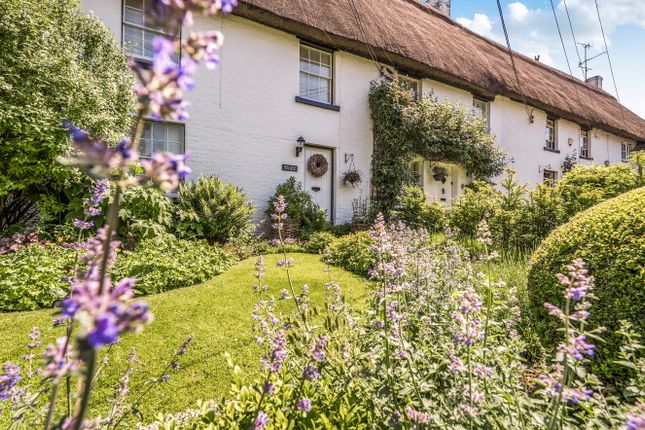 2-bed house on The Old Mill Cottage, 10, Bakers Road, Swindon, £450,000