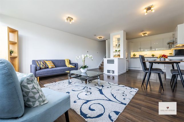 Flat for sale in Corringham, Craven Hill Gardens, Bayswater, London