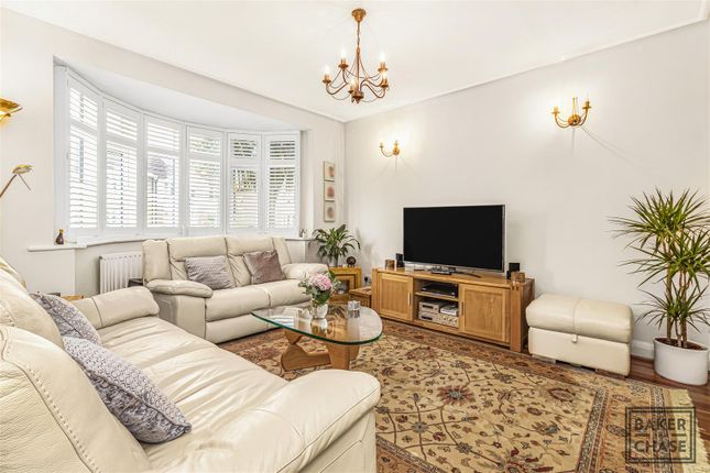 33, Churchbury Lane, Enfield photo 2