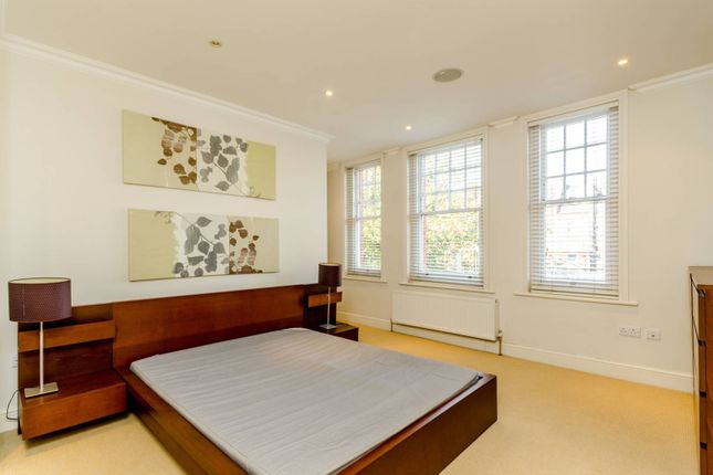 Thumbnail Flat to rent in Balham High Road, Wandsworth Common, London