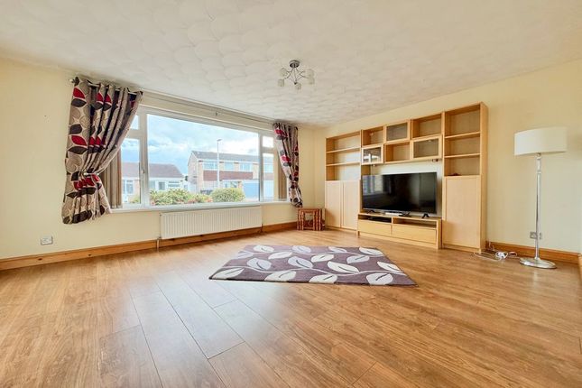 8, Sandpiper Drive, Weston-Super-Mare photo 2