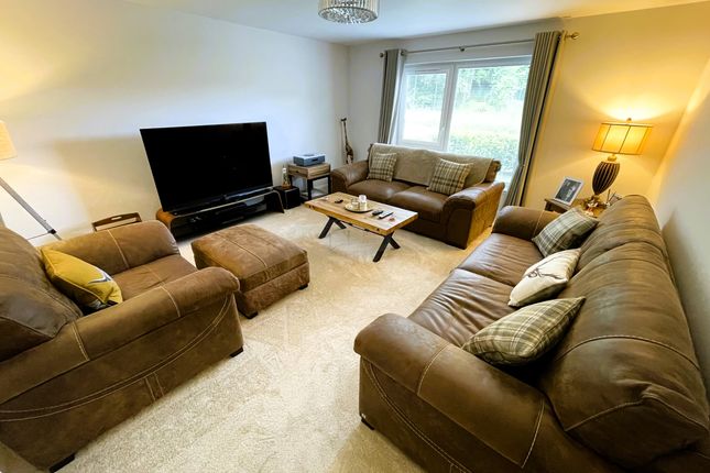 32 Webster Drive, Forres photo 5