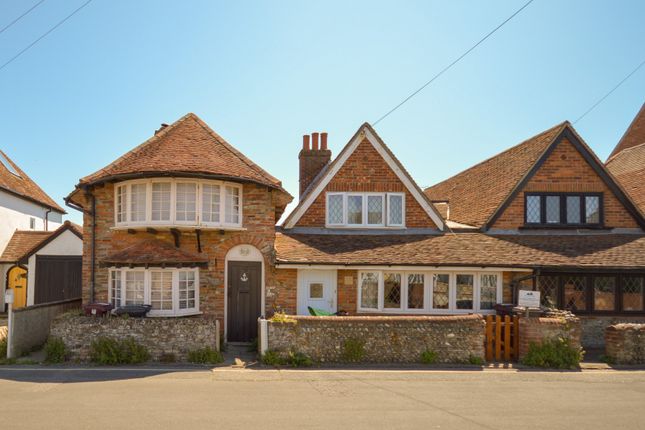 2 bed end terrace house to rent in Shore Road, East Wittering PO20