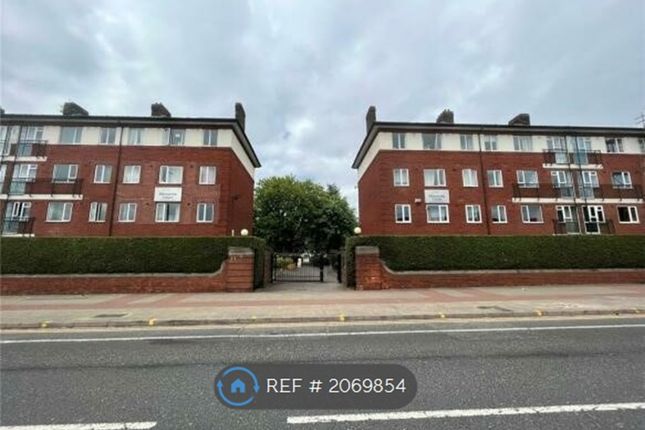 Thumbnail Flat to rent in Melmerby Court, Salford