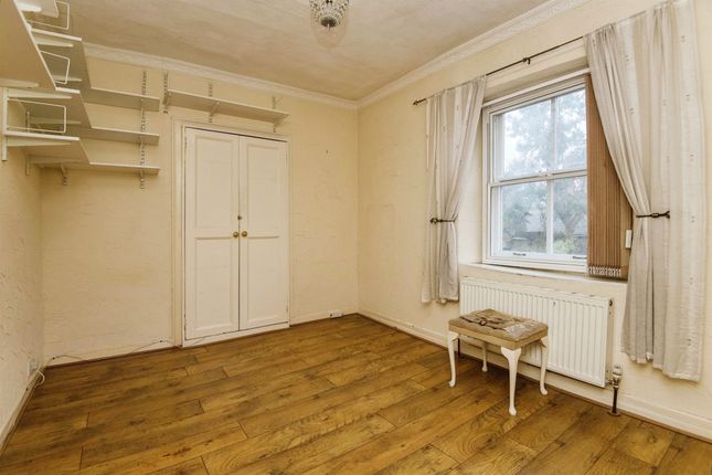 Terraced house for sale in Twyford Place, Tiverton
