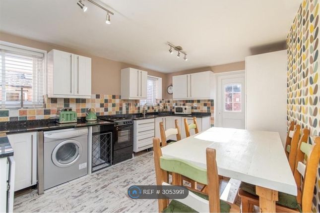 B Ashleigh Grove, West Jesmond, Newcastle Upon Tyne photo 4