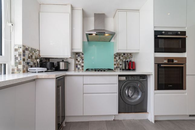 18 Dartington House, Senior Street, London photo 2