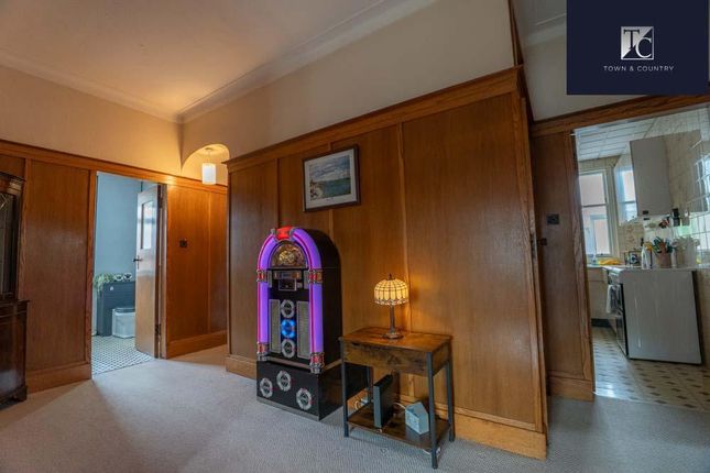 21, Beaufort Drive, Kirkintilloch photo 4