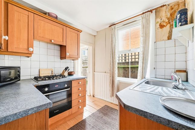 83, Park Road, Colliers Wood photo 3