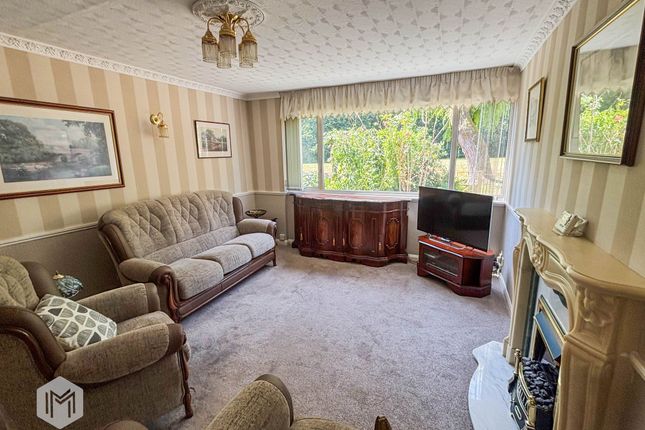 12 Westby Grove, Bolton photo 2