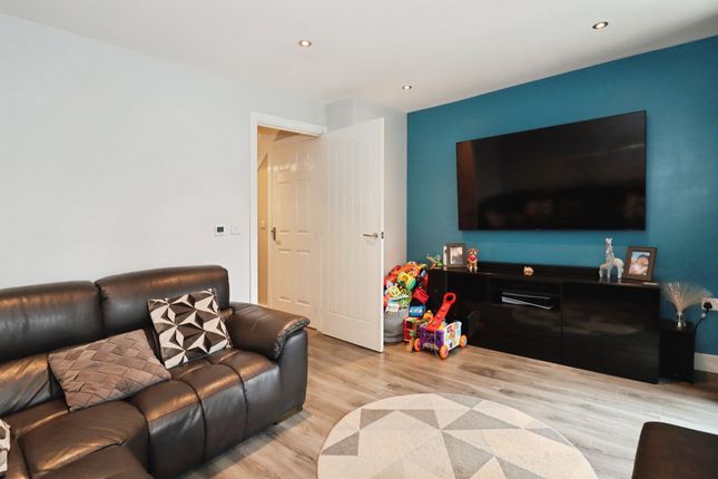53, College Way, Bristol photo 5