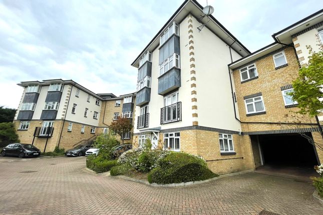 Thumbnail Flat to rent in Morello Gardens, Stevenage Road, Hitchin