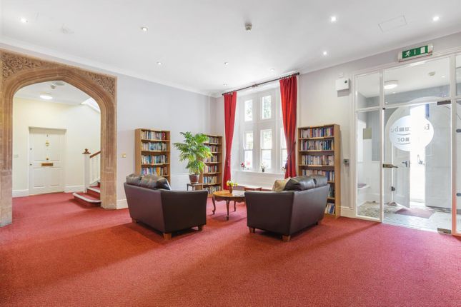 7 Edgcumbe Manor, Somerleigh Road, Dorchester photo 2