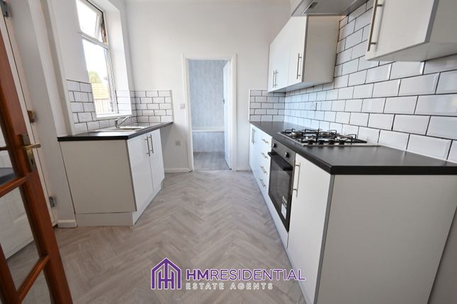 256 Whickham View, Benwell, Newcastle upon Tyne photo 3