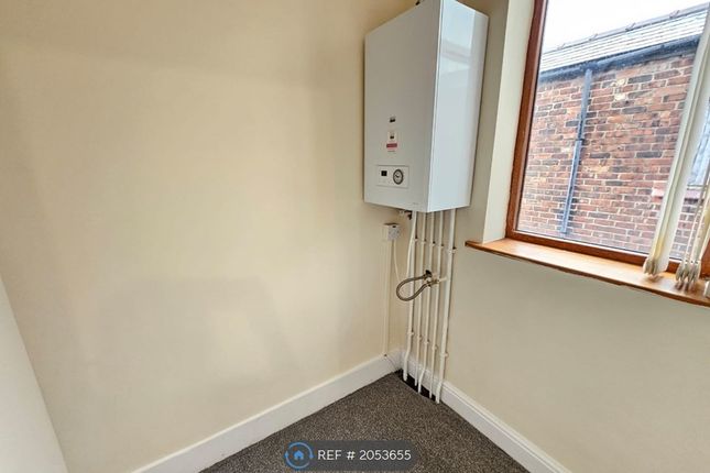 Terraced house to rent in Goodman Street, Manchester